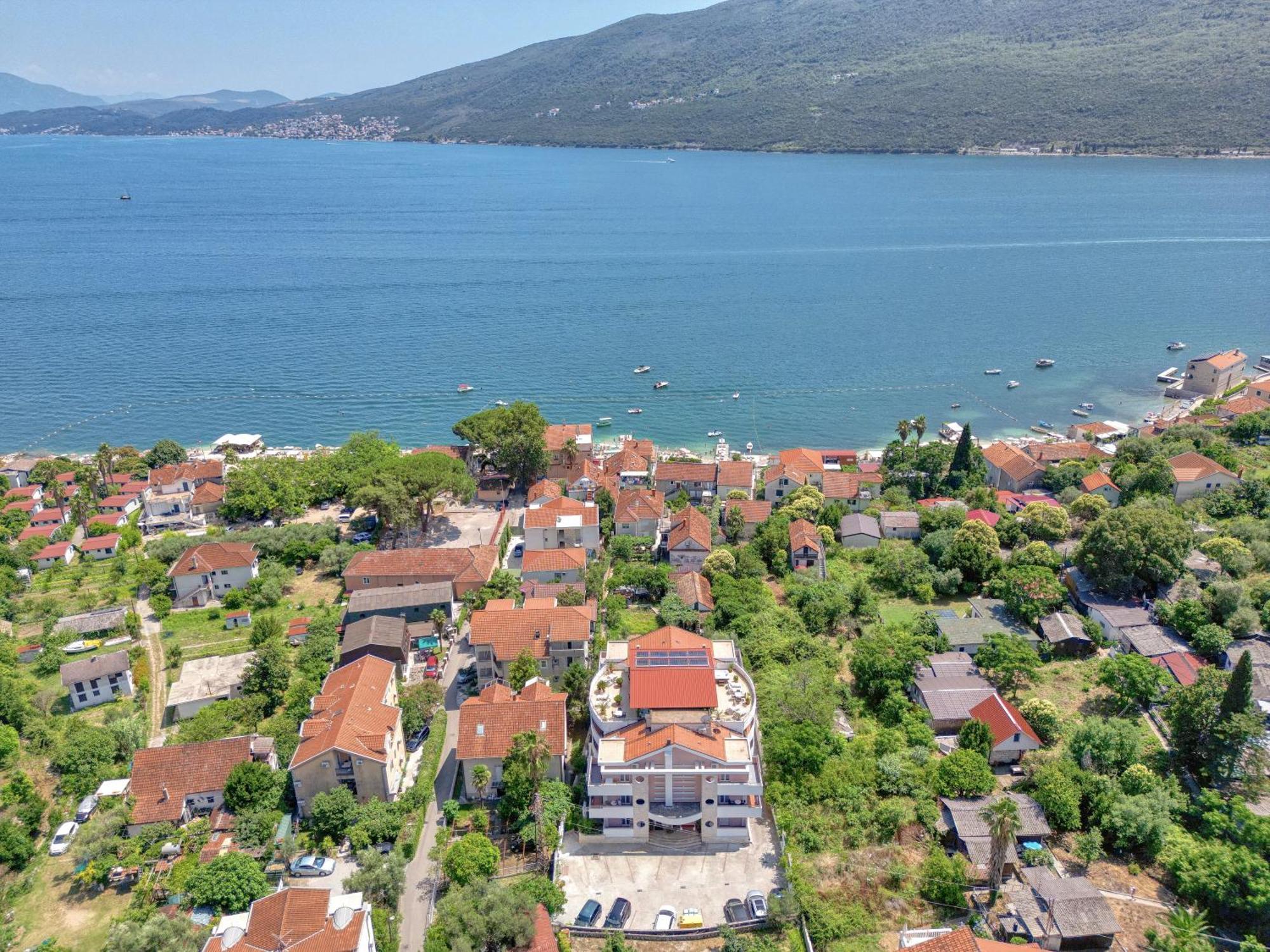 Garni Hotel Milica Herceg Novi Exterior foto